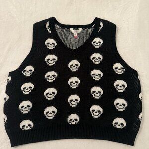 No Boundaries Size 3XL /21 Juniors Black White Skull Sweater Vest Emo Grunge